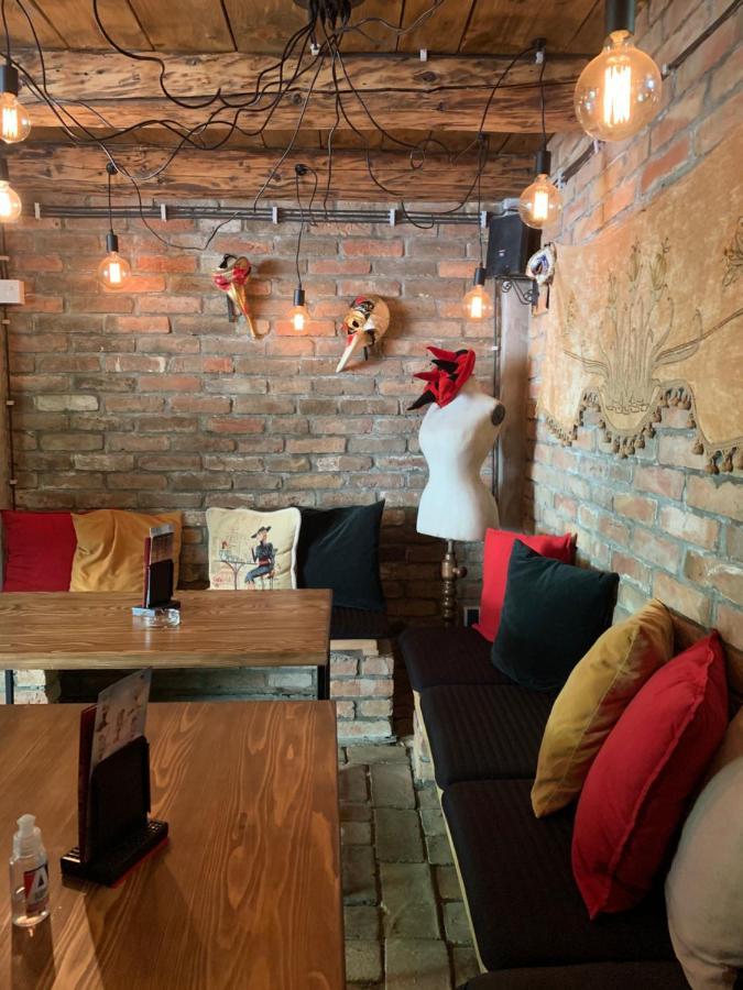 Bed And Breakfast "Caffe-Caffe" Kikinda Exterior photo