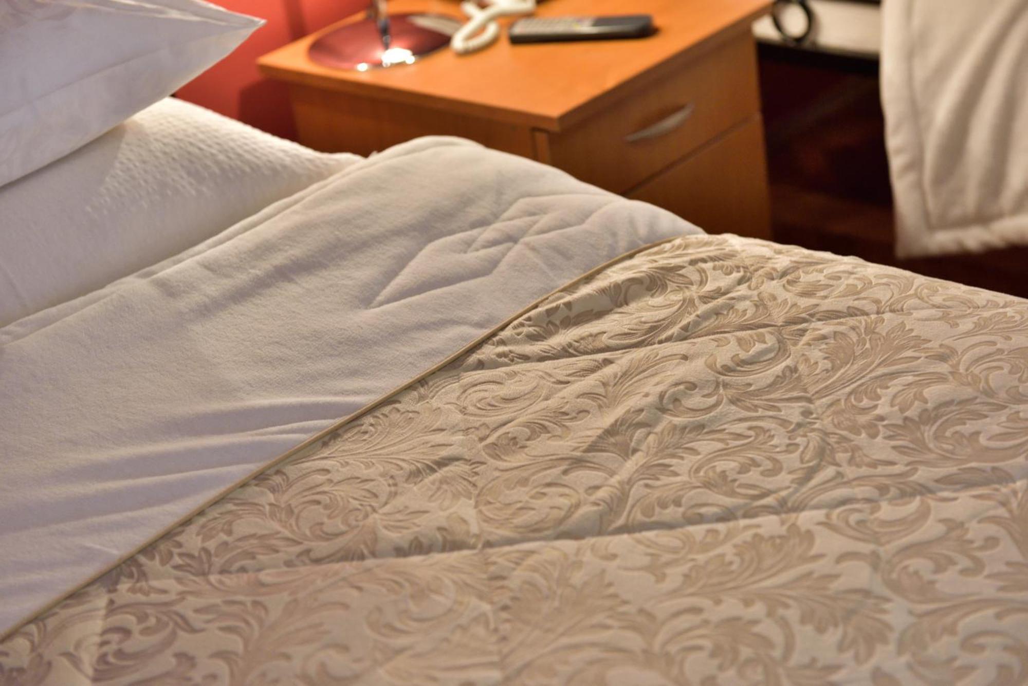 Bed And Breakfast "Caffe-Caffe" Kikinda Room photo